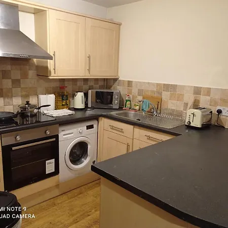 Apartment Cosy 2 Bed Dewsbury Road City Heaven